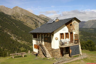 Refugio Pla de la Font (Crédit photo pirineos3000.com) Refugio Pla de la Font (Crédit photo pirineos3000.com)